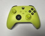 Xbox wireless controller - volt, Spelcomputers en Games, Spelcomputers | Xbox | Accessoires, Ophalen of Verzenden, Zo goed als nieuw