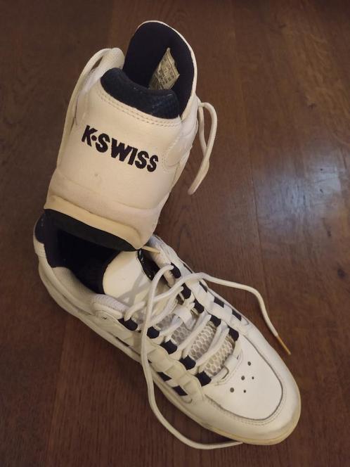K Swiss tennisschoenen, Sport en Fitness, Basketbal, Zo goed als nieuw, Schoenen, Ophalen