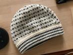 Wollen muts, Kleding | Dames, Mutsen, Sjaals en Handschoenen, Ophalen of Verzenden, Zo goed als nieuw, Maat 46/48 (XL) of groter
