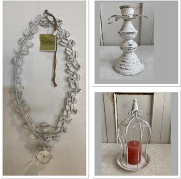 Brocante metalen kandelaars / 1x hangkandelaar - 1x stolpje beschikbaar voor biedingen