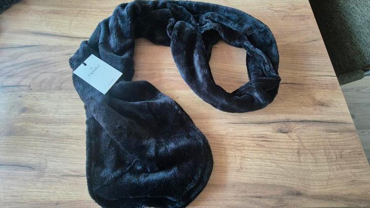 Optidee optikaschmir Doorsteeksjaal tiefschwarz- Nieuw!, Kleding | Dames, Mutsen, Sjaals en Handschoenen, Nieuw, Sjaal, Ophalen of Verzenden