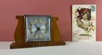Frans art deco klokje in houten staander, Antiek en Kunst, Antiek | Klokken, Ophalen of Verzenden