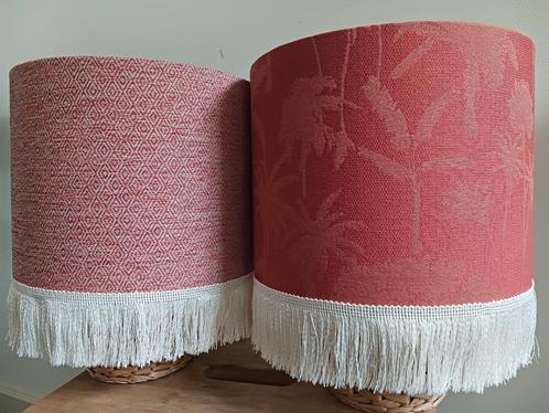 Handgemaakte lampenkappen 25 cm met franjes, Huis en Inrichting, Lampen | Lampenkappen, Ophalen of Verzenden