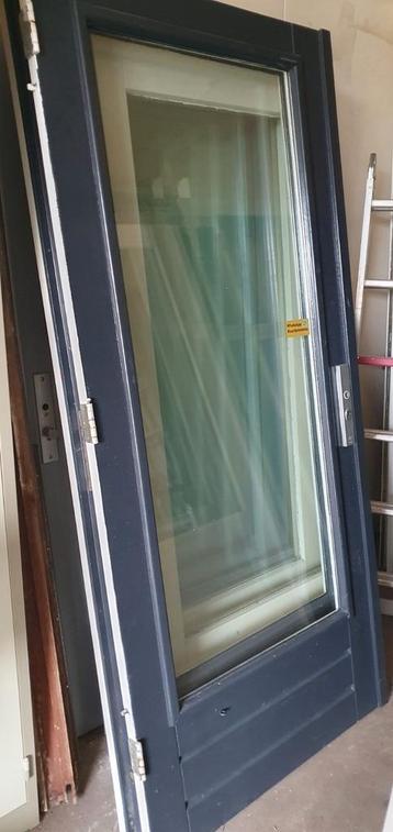 Tuindeuren openslaande deuren
Dubbelglas
Inclusief sluitwerk beschikbaar voor biedingen