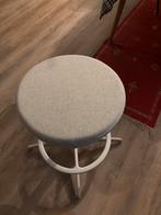 4 stijlvolle witte draaikrukken – in topstaat!, Huis en Inrichting, Krukjes, Ophalen, Zo goed als nieuw