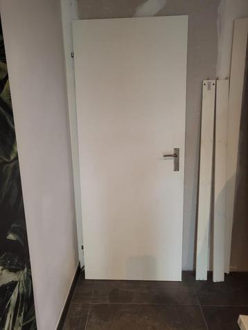 Binnendeur opdek wit incl. beslag beschikbaar voor biedingen