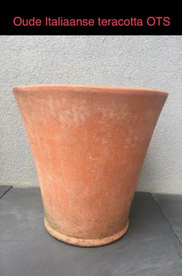 Oude Italiaanse dikke terracotta OTS pot 49cm beschikbaar voor biedingen