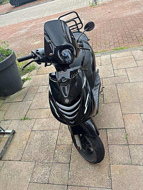 Piaggio Zip Sp 4T Full Option, Fietsen en Brommers, Scooters | Piaggio, Zo goed als nieuw, Zip, Maximaal 45 km/u, Benzine, Ophalen