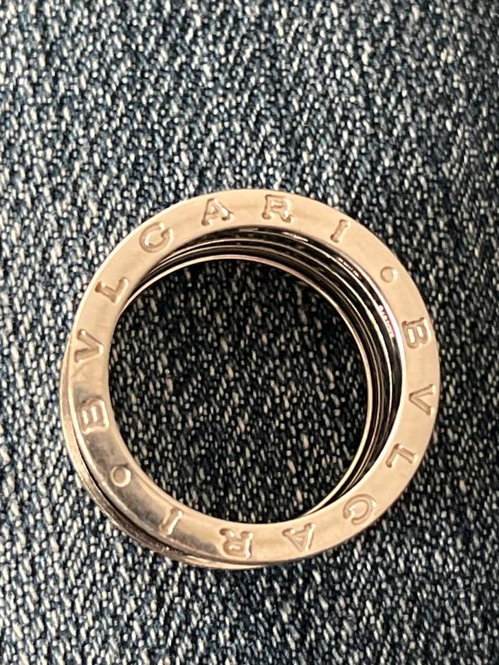 Bvlgari Zero Ring 18k Witgoud, Sieraden, Tassen en Uiterlijk, Ringen, Zo goed als nieuw, Dame of Heer, 17 tot 18, Wit, Goud, Ophalen of Verzenden