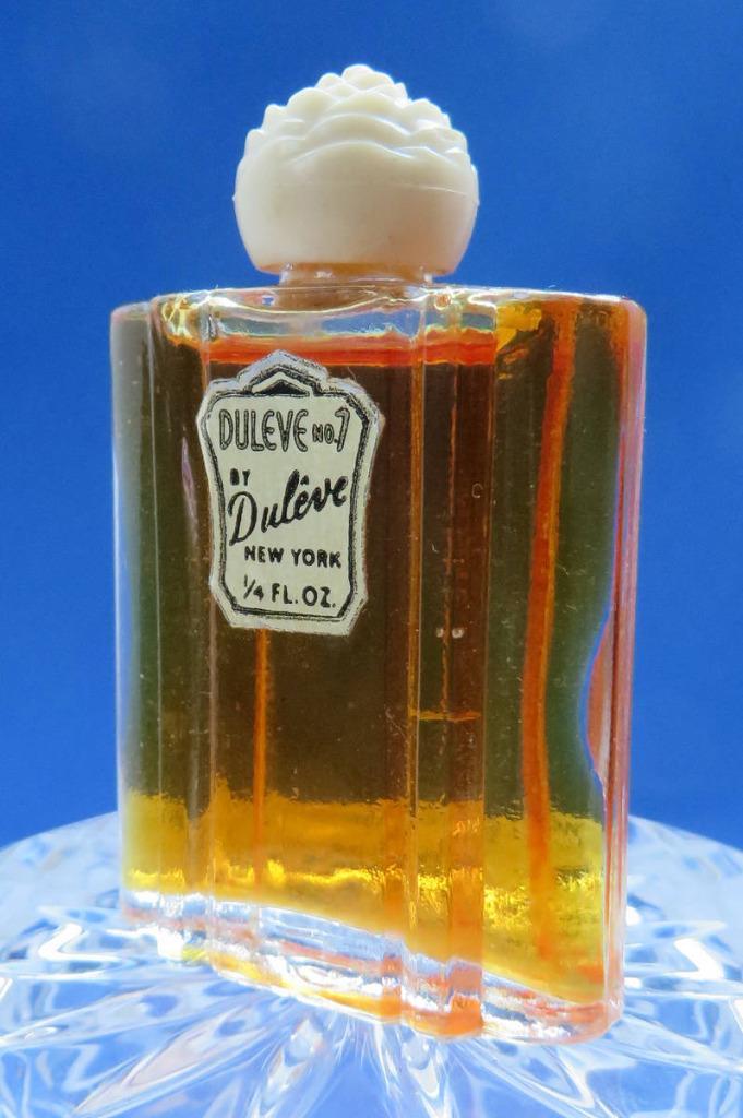 Mini - DULEVE - Duleve no 7 - 7,5ml p - 5,4cm, Verzamelen, Parfumverzamelingen, Gebruikt, Miniatuur, Gevuld, Ophalen of Verzenden