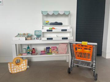 Houten Speelgoed Winkeltje met Accessoires beschikbaar voor biedingen