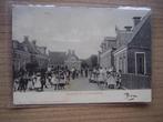 Huizum,  straatgezicht met veel volk, Verzamelen, Ansichtkaarten | Nederland, Verzenden, Voor 1920