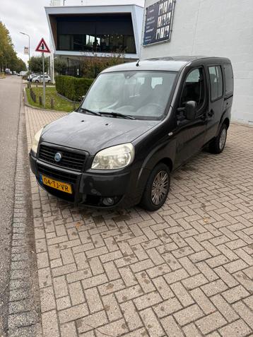 Fiat Doblo 1.4 Family Plus  7P 57KW  Nieuwe APK 2006 Grijs beschikbaar voor biedingen