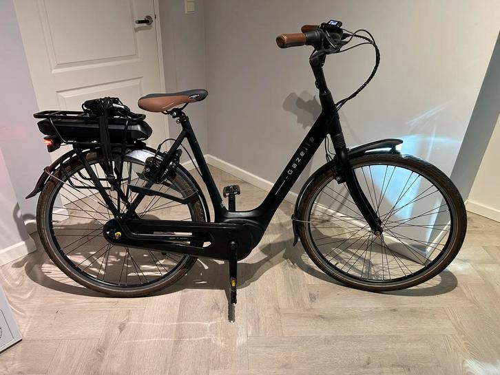 NIEUWSTAAT Gazelle Orange C8 smart 2023 57cm 2000km dames, Fietsen en Brommers, Elektrische fietsen, Zo goed als nieuw, Gazelle