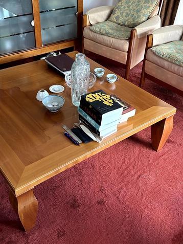 Giorgetti Leon Krier Magna Coffee Table Lage bijzettafel beschikbaar voor biedingen