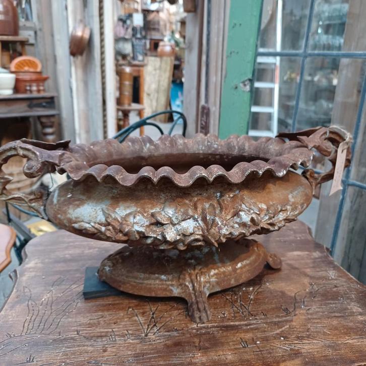 Franse jardinière/tuinvaas/Gietijzeren vaas, Antiek en Kunst, Curiosa en Brocante, Ophalen