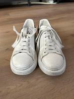 Alexander McQueen, Wit, Ophalen of Verzenden, Sneakers of Gympen, Gedragen