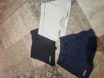 Sportrokje hockeyrokje zwart - wit - blauw (3stuks) beschikbaar voor biedingen