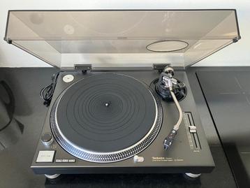 Technics SL1200 MK4 platenspeler beschikbaar voor biedingen