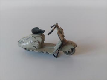 Mercury Schaalmodel Scooter Vespa beschikbaar voor biedingen