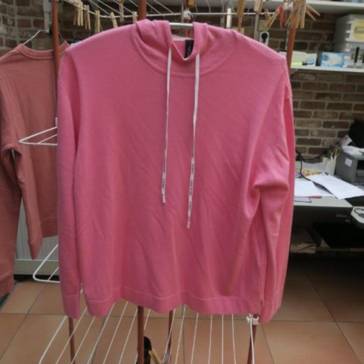 Hoodie nieuw roze met kap Marccain Sports mt 4 (mt 42), Kleding | Dames, Truien en Vesten, Nieuw, Maat 42/44 (L), Roze, Ophalen of Verzenden
