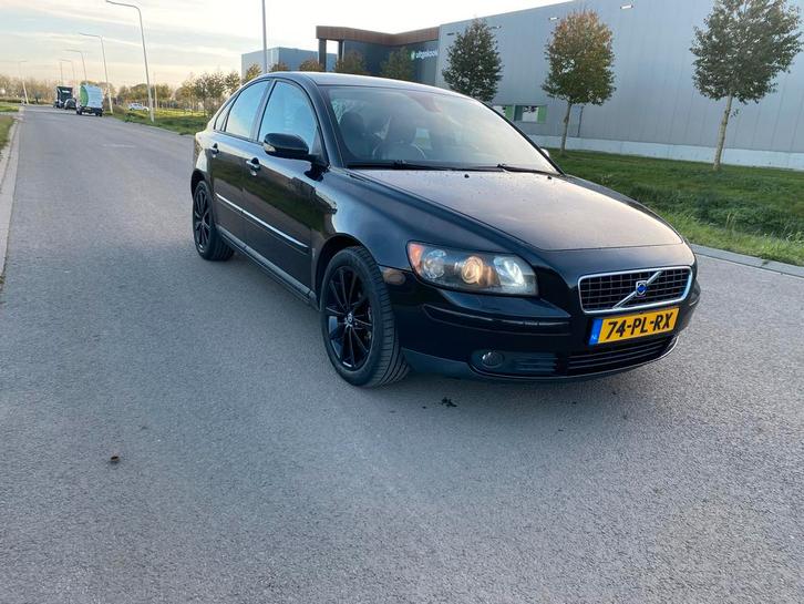 Volvo S40 2.5 T5 Geartronic 2004 Zwart, Auto's, Volvo, Particulier, S40, ABS, Airbags, Airconditioning, Alarm, Bluetooth, Boordcomputer