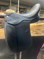 Massimo dressuur zadel 17,5, Dieren en Toebehoren, Paarden en Pony's | Zadels, Ophalen of Verzenden, Gebruikt, Dressuur
