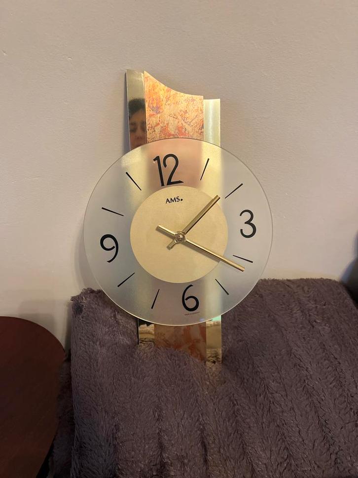 Mooie AMS Wandklok - Analoog, Huis en Inrichting, Woonaccessoires | Klokken, Zo goed als nieuw, Wandklok, Analoog, Ophalen of Verzenden