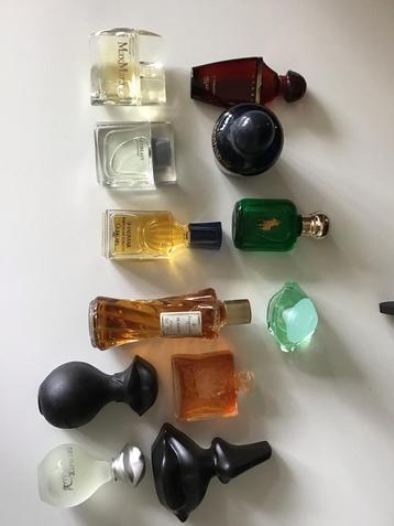 Parfum Miniaturen Verzameling beschikbaar voor biedingen