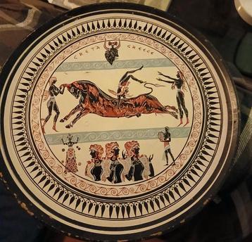 Grieks bord beschikbaar voor biedingen