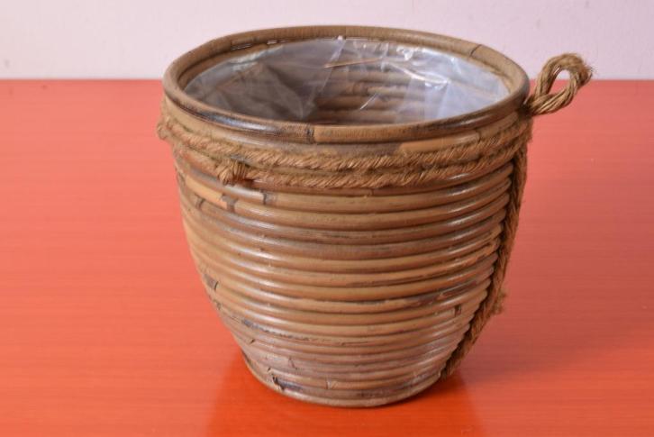 Retro vintage jaren 50 / jaren 60 rotan hang bloempot, Tuin en Terras, Bloempotten, Gebruikt, Overige materialen, Binnen, Balkon