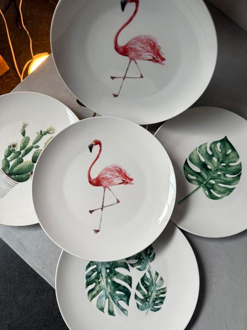 Set van 5 Wonderwall borden – flamingo, cactus en bladeren, Antiek en Kunst, Antiek | Servies compleet, Ophalen of Verzenden