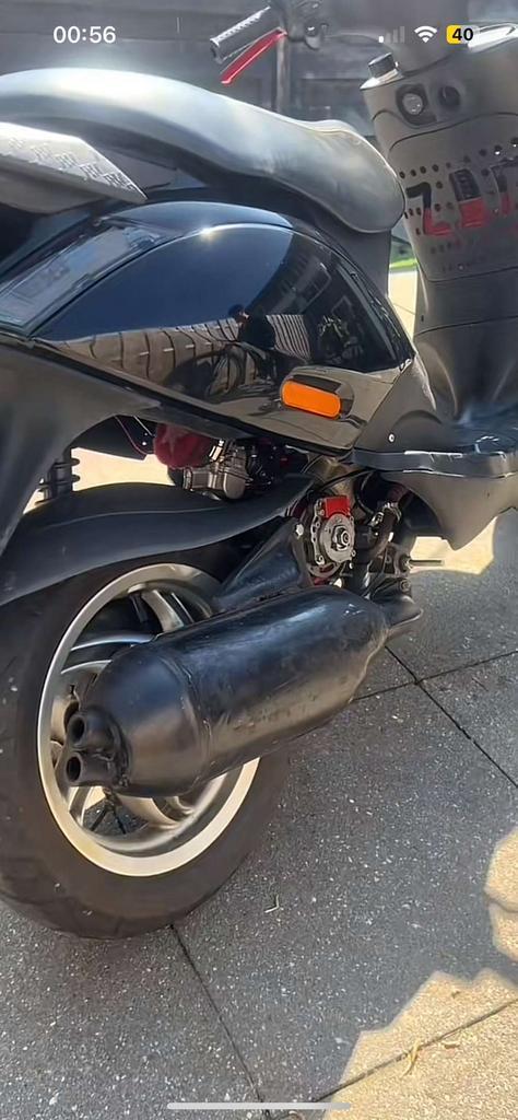 ‼️TE KOOP‼️ hele speciale 1/1 sm12, Fietsen en Brommers, Scooters | Piaggio, Zo goed als nieuw, Overige modellen, Ophalen