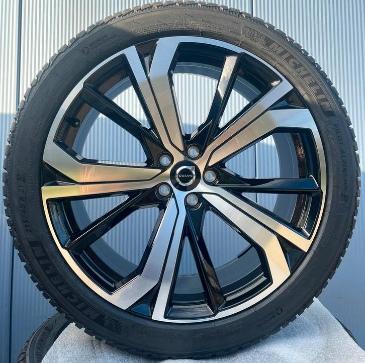 NIEUW 21” Originele Volvo XC60 Velgen + Winterbanden 2025, Auto-onderdelen, Banden en Velgen, Banden en Velgen, Winterbanden, 21 inch