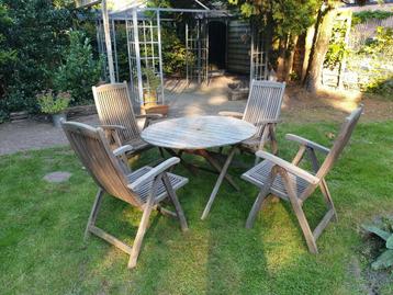 Teakhouten tuinset beschikbaar voor biedingen