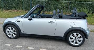Mini 1.6 16V Cooper Cabrio 2005 Grijs beschikbaar voor biedingen