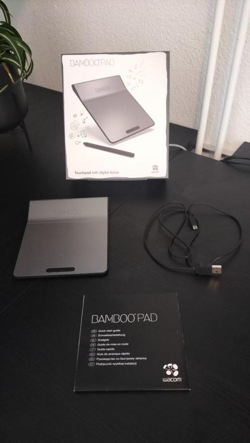 Tekentablet met stylus (Wacom), Computers en Software, Tekentablets, Zo goed als nieuw, Bedraad, Verzenden