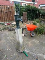 Waterpomp op sokkel - Tuindecoratie, Tuin en Terras, Waterpompen, Ophalen, Gebruikt, Handmatig, Voorzetpomp