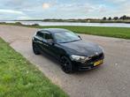 BMW 1-Serie 116I 100KW 3DR 2012 Zwart, Auto's, 1-Serie, 65 €/maand, Zwart, 4 cilinders