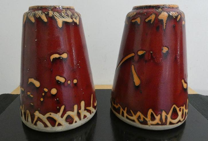 Oude PMTD vazen - rood van kleur [1371], Antiek en Kunst, Antiek | Vazen, Ophalen