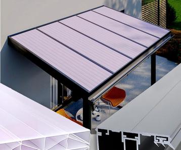 Polycarbonaat Kanaalplaten beschikbaar voor biedingen