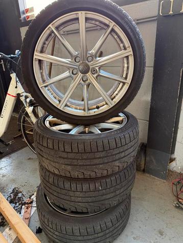 Audi Velgen met Winterbanden 235/40 R19 beschikbaar voor biedingen