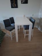 Bartafel hoogglans wit met 4 krukken kleur grijs, Huis en Inrichting, Barkrukken, Hout, Met voetsteun, Ophalen of Verzenden, Zo goed als nieuw