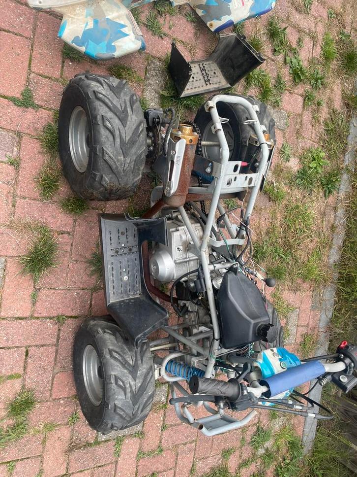 Tekoop 125cc quad, Fietsen en Brommers, Minibikes, Midibikes en Pitbikes, Zo goed als nieuw, Overige typen, Ophalen