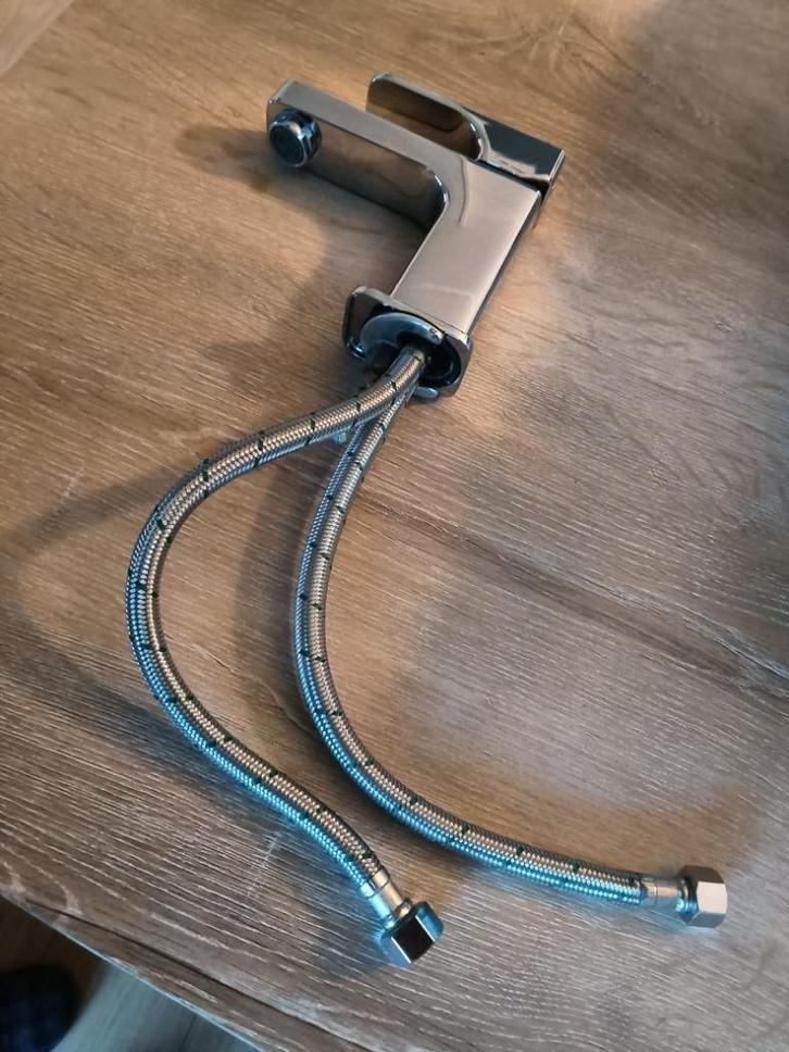 Wastafel mengkraan, Doe-het-zelf en Verbouw, Sanitair, Zo goed als nieuw, Wastafel, Chroom, Ophalen of Verzenden