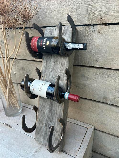 Hoefijzer Wijnrek - Stoer & Uniek, Huis en Inrichting, Woonaccessoires | Wijnrekken, Zo goed als nieuw, 50 tot 75 cm, Hout, Minder dan 5 flessen