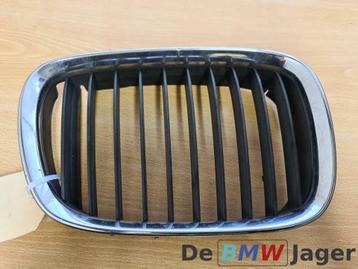 Grill rechts chroom BMW 5-serie E39 8159312 beschikbaar voor biedingen