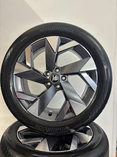 NWE 19” Skoda Kodiaq velgen + zomerbanden, Auto-onderdelen, Banden en Velgen, Velg(en), Zomerbanden, 19 inch, 235 mm, Personenwagen