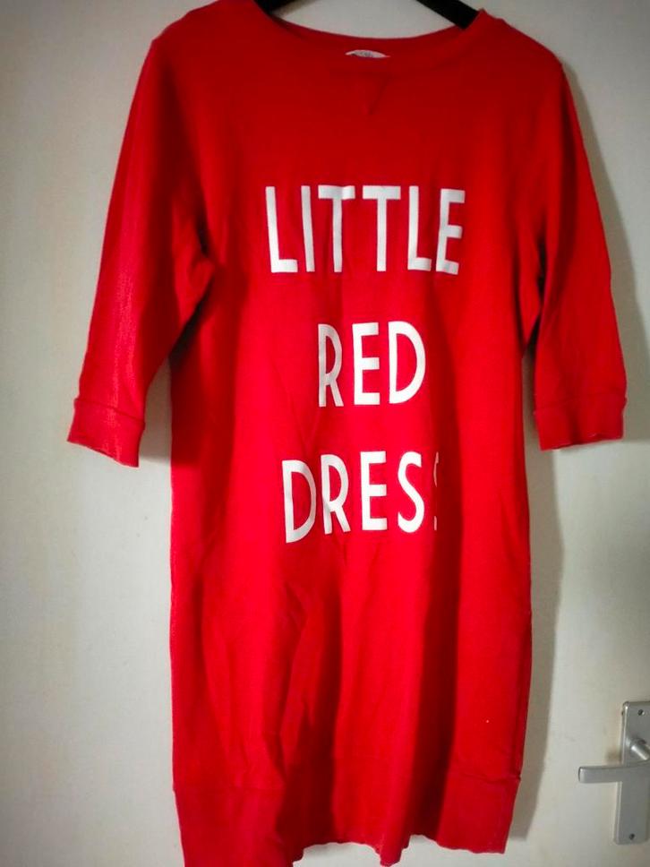 Nikkie Jurk Rood Maat 40, Kleding | Dames, Jurken, Zo goed als nieuw, Maat 38/40 (M), Rood, Knielengte, Ophalen of Verzenden