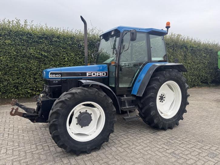 Ford 6640sle  met fronthef, Zakelijke goederen, Agrarisch | Tractoren, meer dan 10000, Ford, 80 tot 120 Pk, Gebruikt